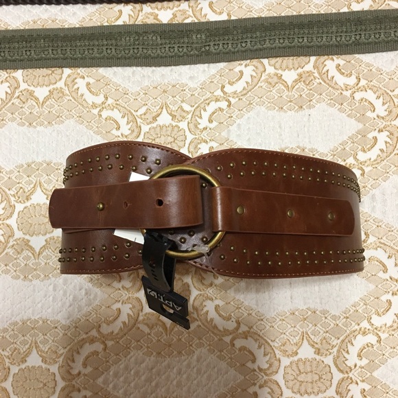 BELT BUNDLE! 4 In the Bundle. 3 Brown and 1 Green - Picture 6 of 8